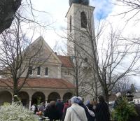 Einzug in die Kirche (Foto: WG)